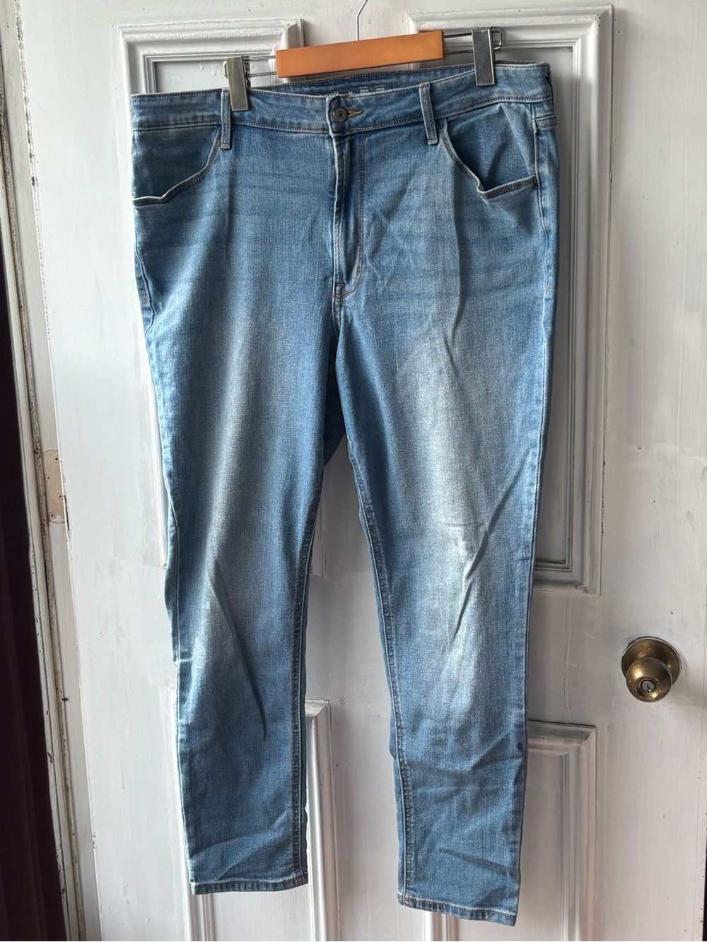 Old Navy Women's Light Blue high-rise Skinny Jeans